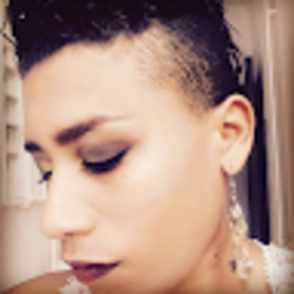 Meet your Posher, Kariann - Picture 1 of 1
